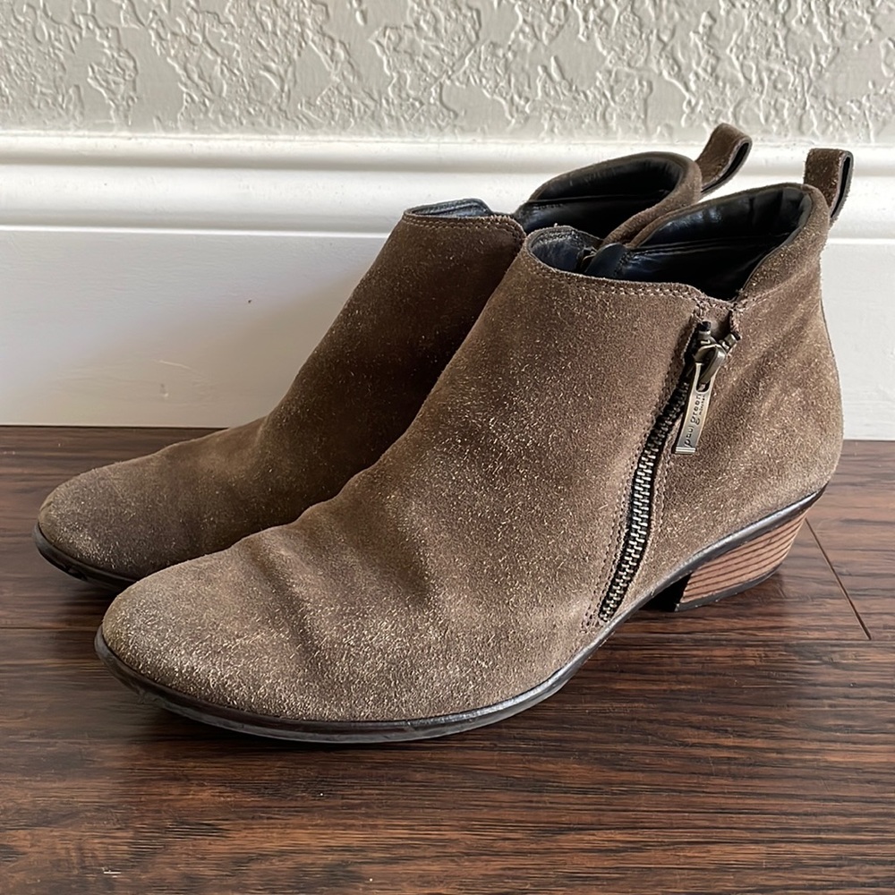 🌸Brown suede Paul Green ankle booties